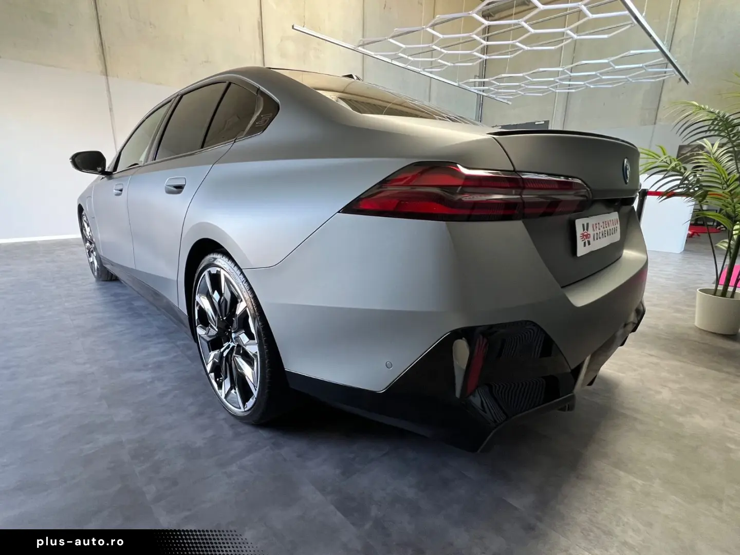 BMW 550E PRO-M-SPORT B&W AUT-ASS 360  AHK PANO
