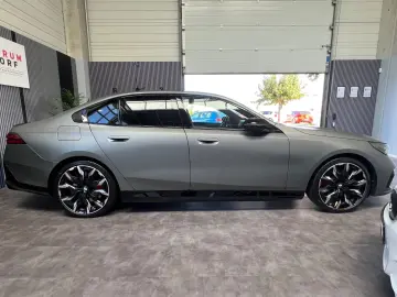 BMW 550E PRO-M-SPORT B&W AUT-ASS 360  AHK PANO