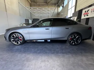 BMW 550E PRO-M-SPORT B&W AUT-ASS 360  AHK PANO