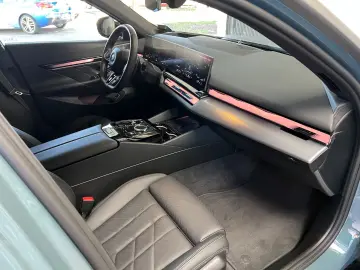 BMW 550E PRO-M-SPORT B&W AUT-ASS 360  AHK PANO