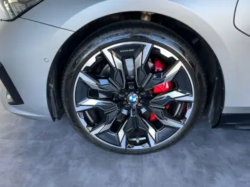 BMW 550E PRO-M-SPORT B&W AUT-ASS 360  AHK PANO