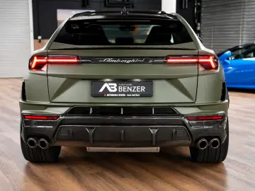 LAMBORGHINI Urus Performante  Carbon Akrapovic Alcantara B&O