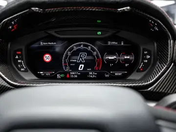 LAMBORGHINI Urus Performante  Carbon Akrapovic Alcantara B&O