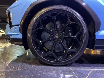LAMBORGHINI Urus Performante BRD u-frei voll Carbon   Haube
