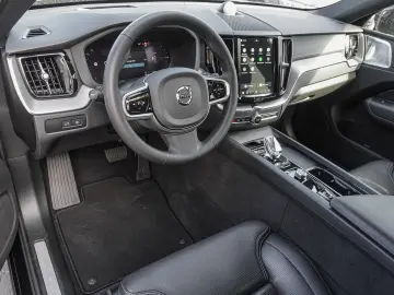 VOLVO XC60 T8 AWD Black Edition Ultra Plug-in Hybrid