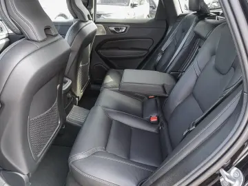 VOLVO XC60 T8 AWD Black Edition Ultra Plug-in Hybrid
