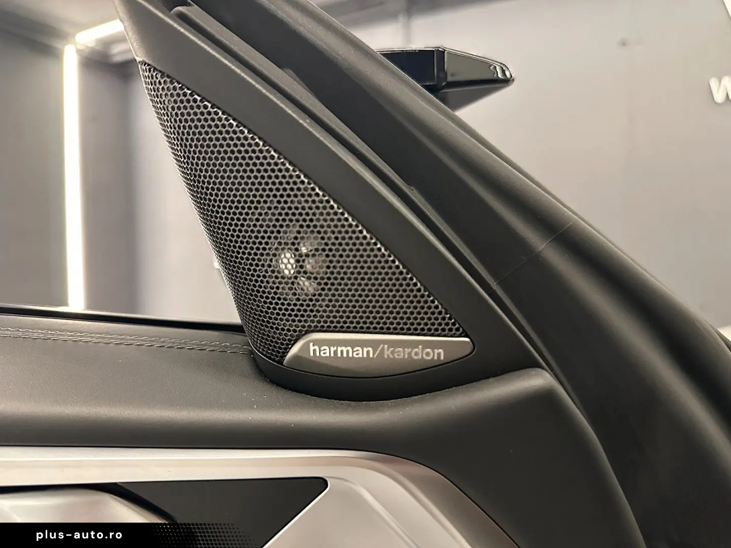 BMW M4 Competition  1 OWNER - 18.000 KM