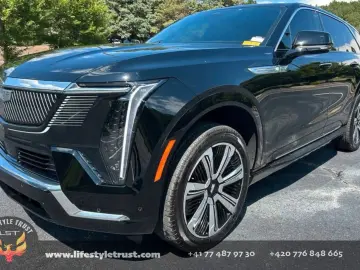 CADILLAC Escalade IQ LUXURY 1 -2025- € 96.900 T1