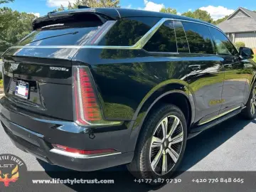 CADILLAC Escalade IQ LUXURY 1 -2025- € 96.900 T1