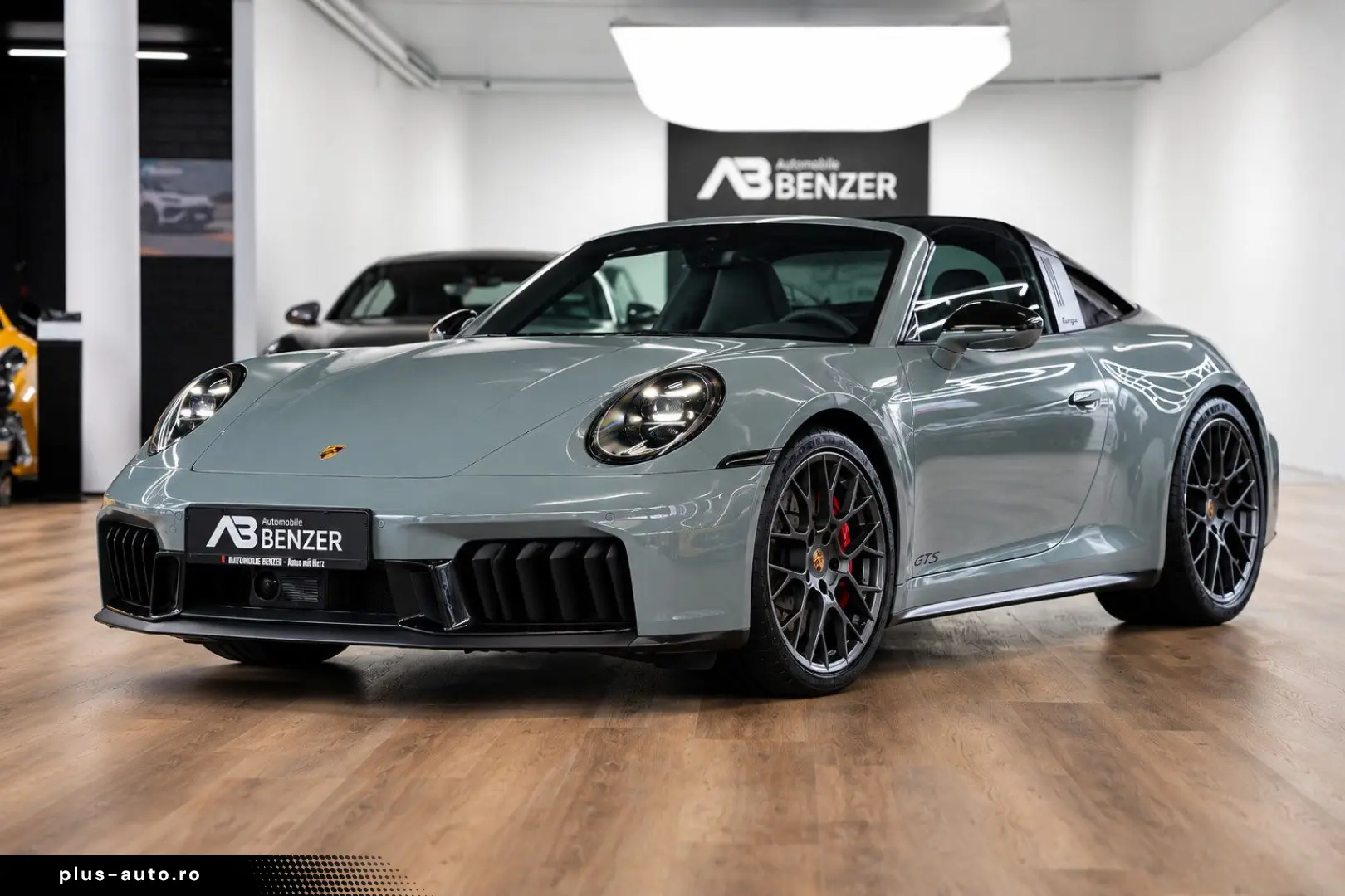 PORSCHE 992Targa 4 GTS  Chrono Carbon MATRIX-HD BOSE