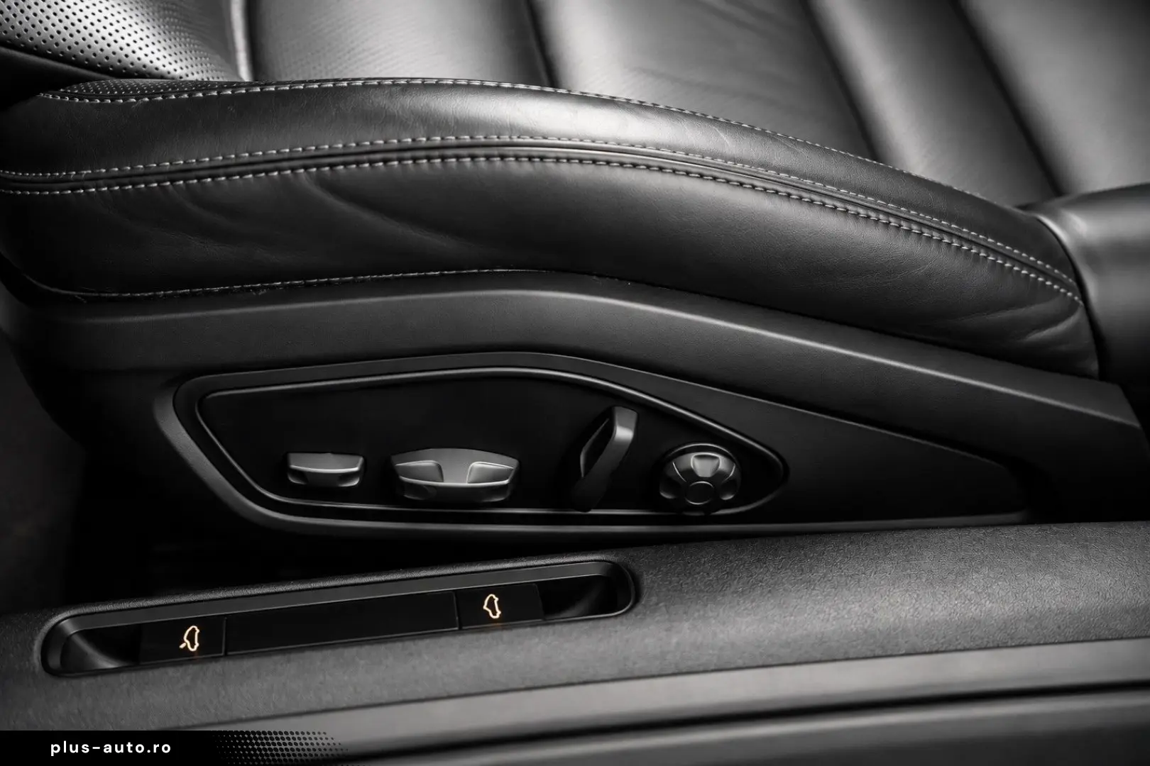 PORSCHE 992Targa 4 GTS  Chrono Carbon MATRIX-HD BOSE