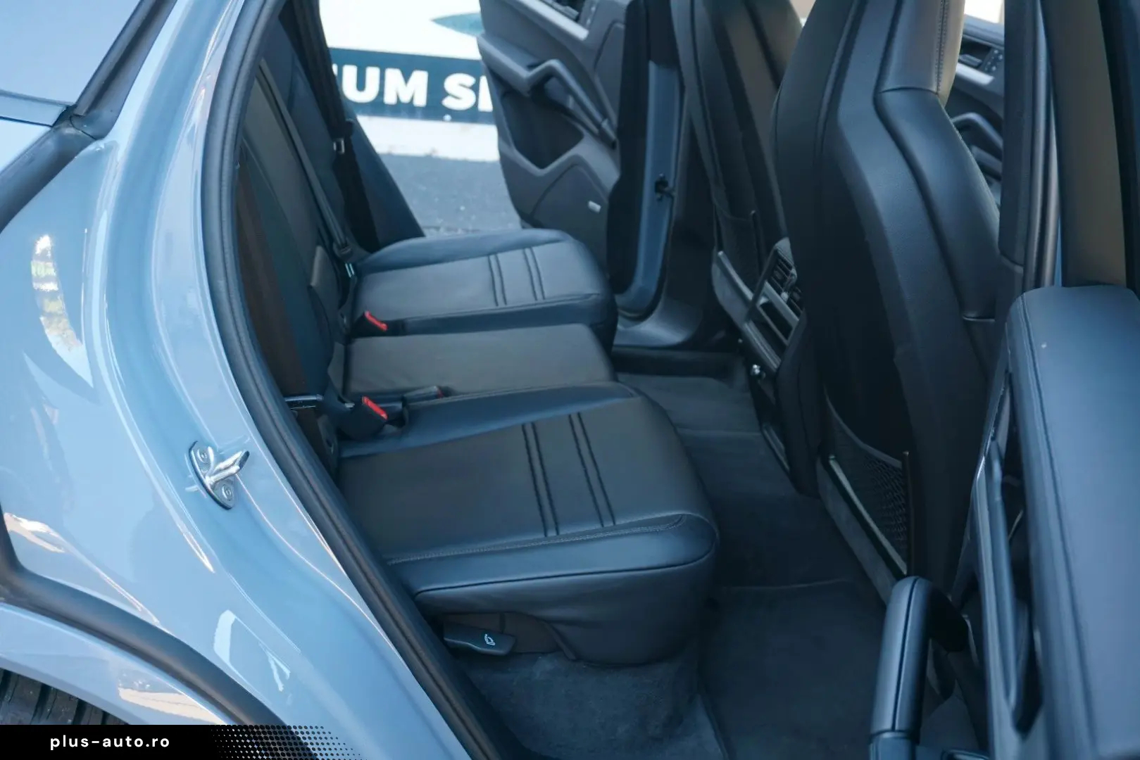 PORSCHE Cayenne Coupe E-Hybrid Arktikgrau 18Wege Sitze