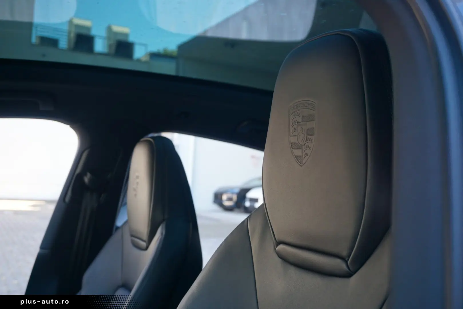 PORSCHE Cayenne Coupe E-Hybrid Arktikgrau 18Wege Sitze
