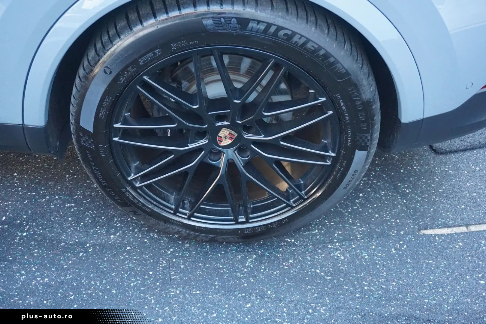 PORSCHE Cayenne Coupe E-Hybrid Arktikgrau 18Wege Sitze