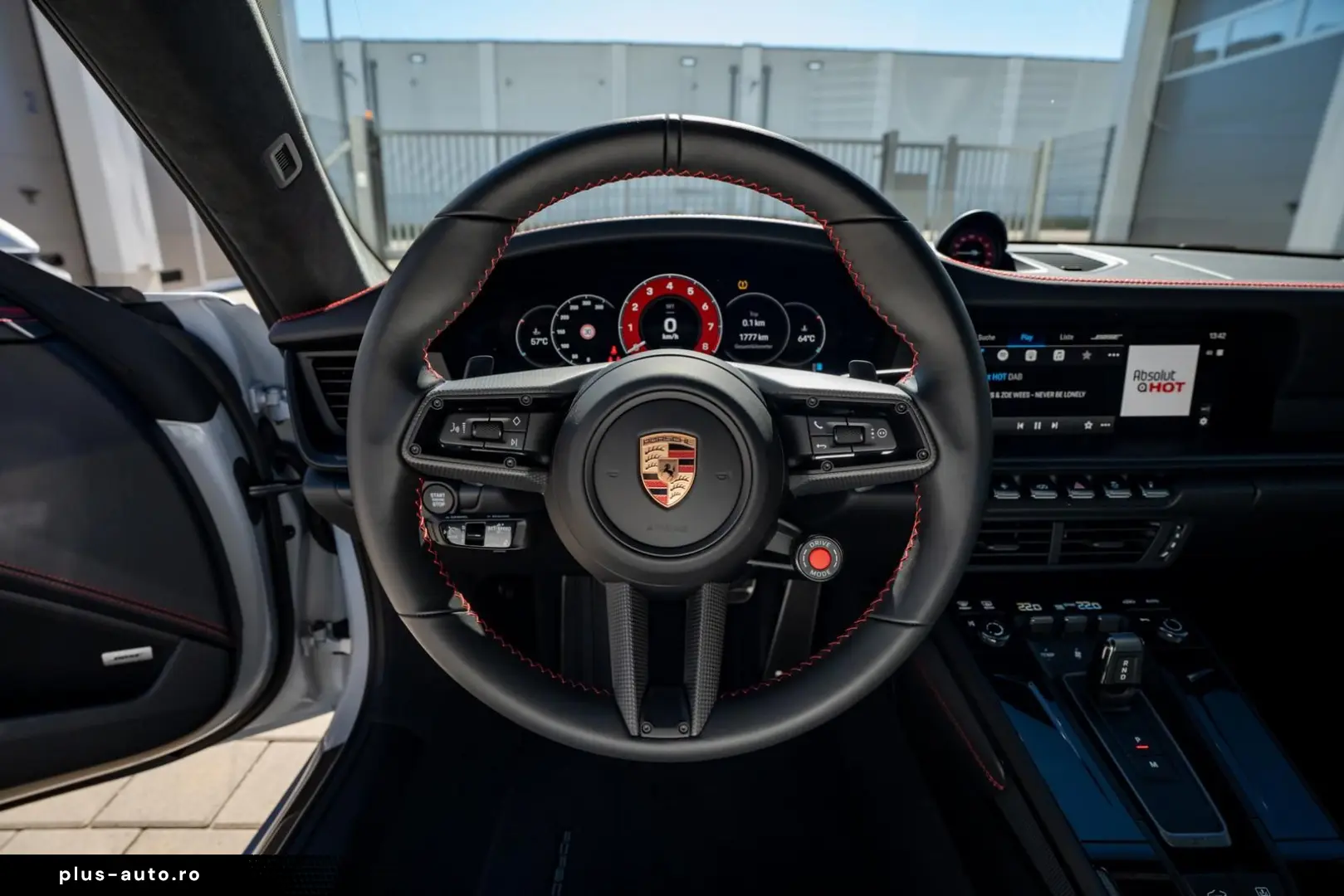 PORSCHE 992.2 Carrera 4 GTS   Carbon Ext   18-W   Lift