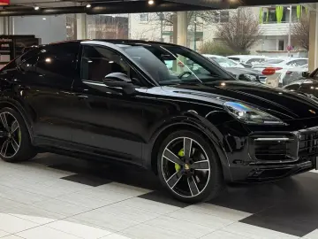 PORSCHE Cayenne Coupe E-Hybrid Platinum Edition HuD