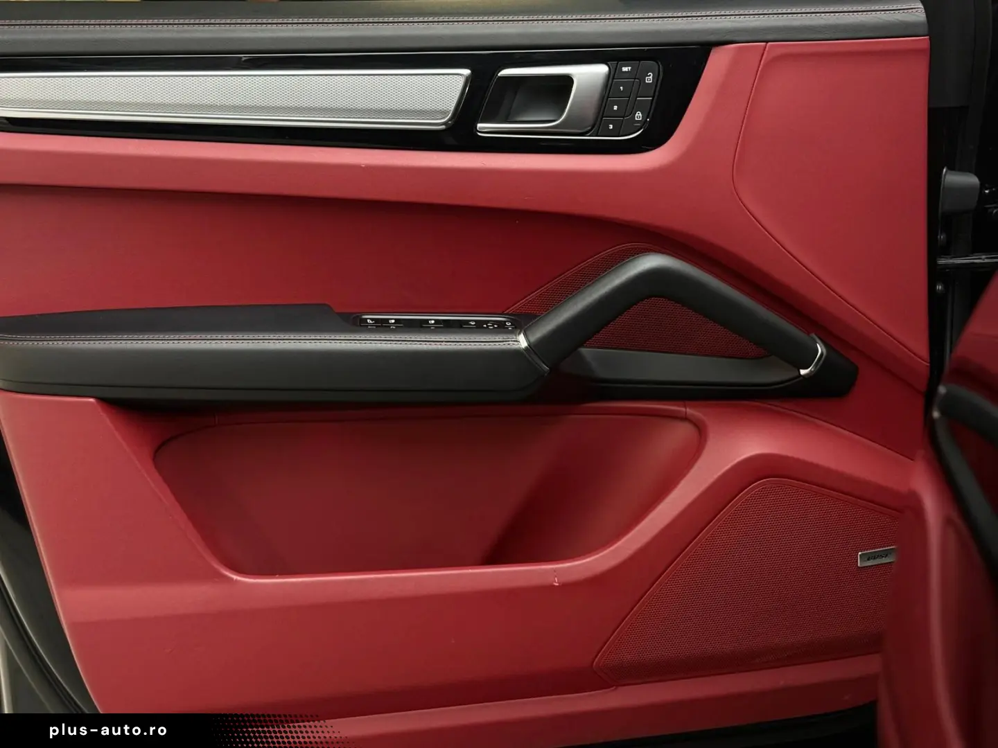 PORSCHE Cayenne Coupe E-Hybrid Platinum Edition HuD