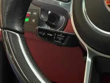 PORSCHE Cayenne Coupe E-Hybrid Platinum Edition HuD