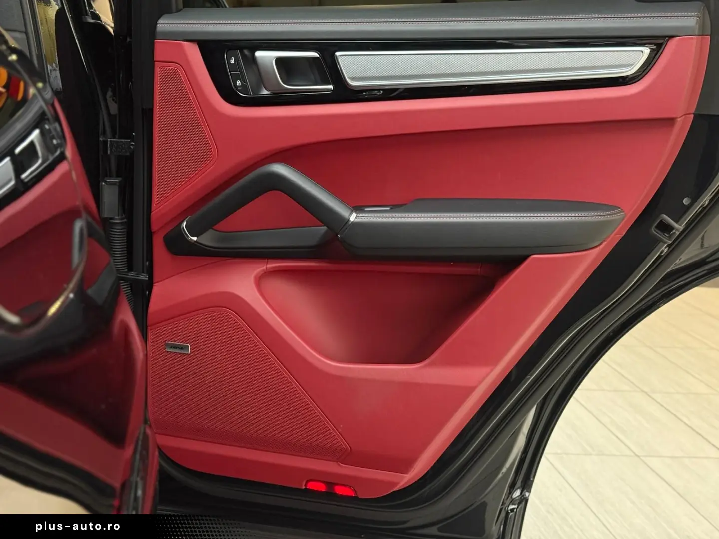 PORSCHE Cayenne Coupe E-Hybrid Platinum Edition HuD