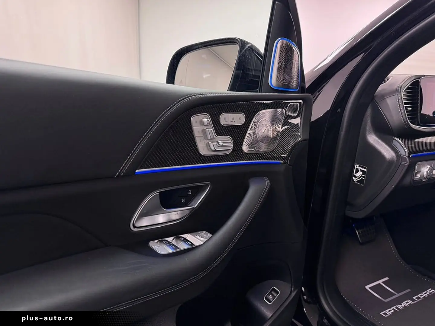 MERCEDES-BENZ GLS 63 S AMG 612HP Black Edition Burmester 3D