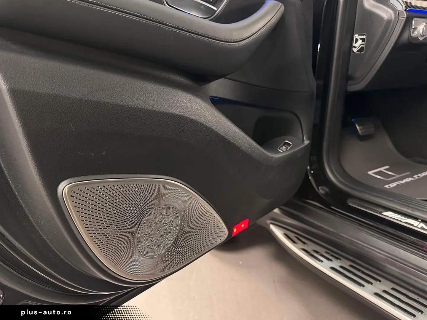 MERCEDES-BENZ GLS 63 S AMG 612HP Black Edition Burmester 3D