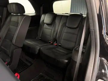 MERCEDES-BENZ GLS 63 S AMG 612HP Black Edition Burmester 3D