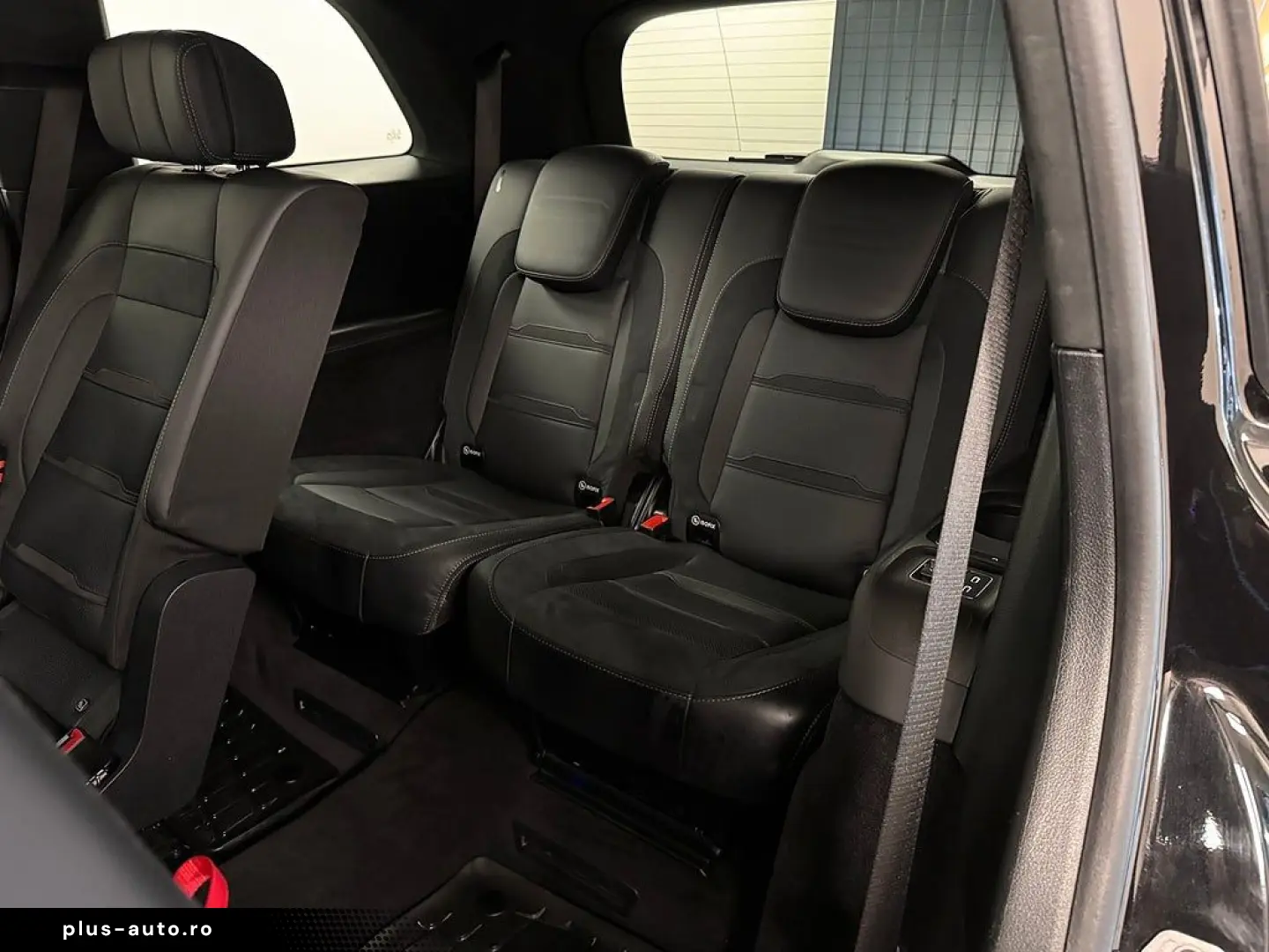 MERCEDES-BENZ GLS 63 S AMG 612HP Black Edition Burmester 3D