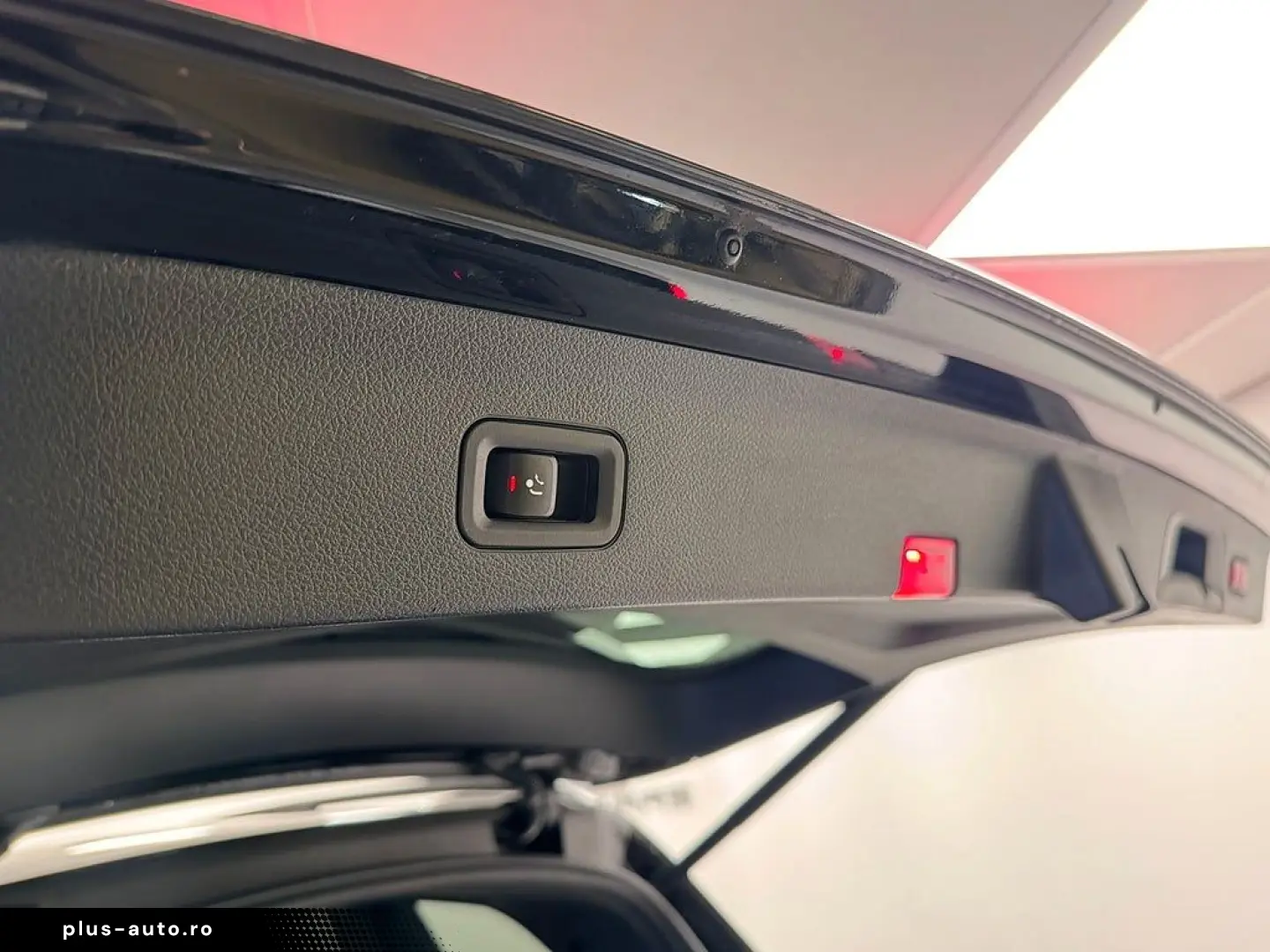 MERCEDES-BENZ GLS 63 S AMG 612HP Black Edition Burmester 3D