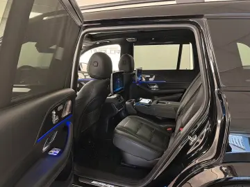 MERCEDES-BENZ GLS 63 S AMG 612HP Black Edition Burmester 3D