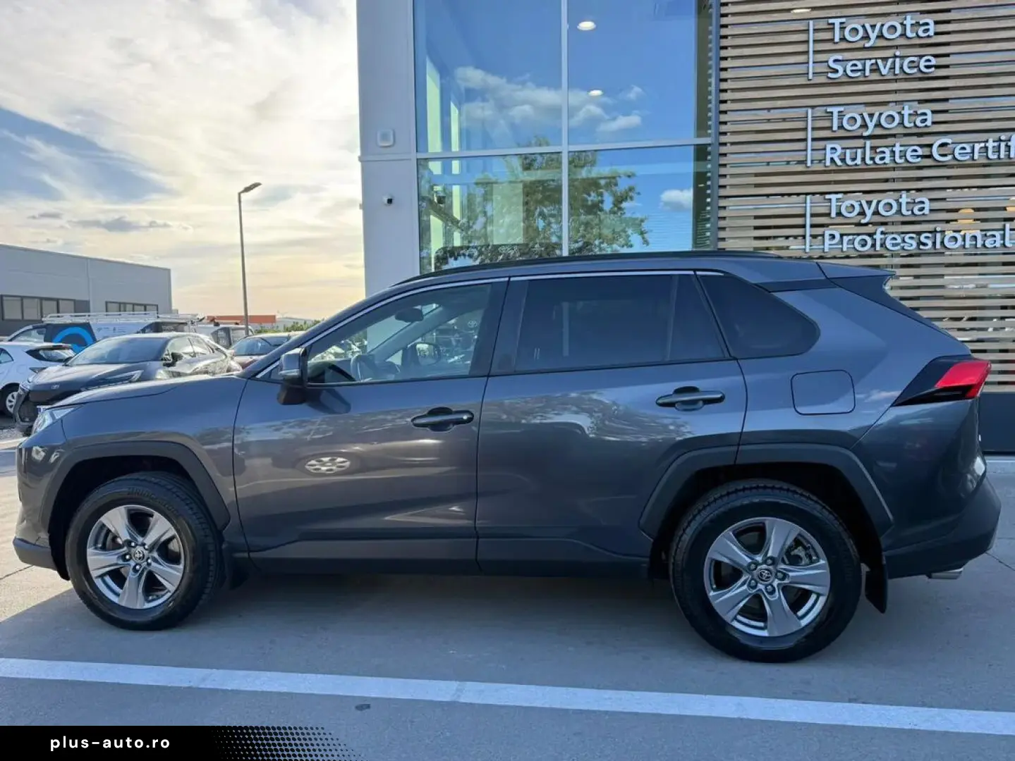 Toyota Rav-4
