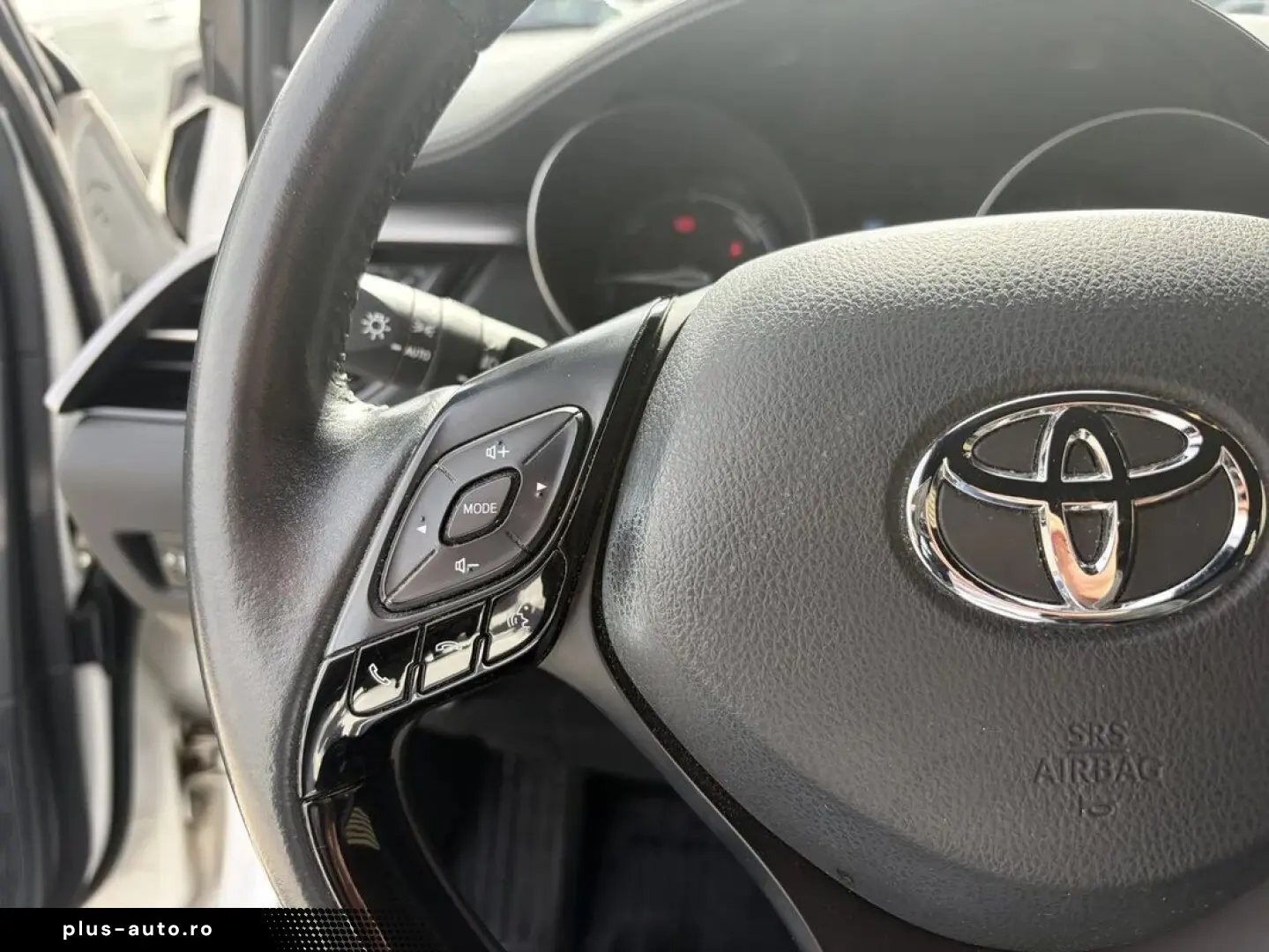 Toyota C-HR 1.8 Hsd Core