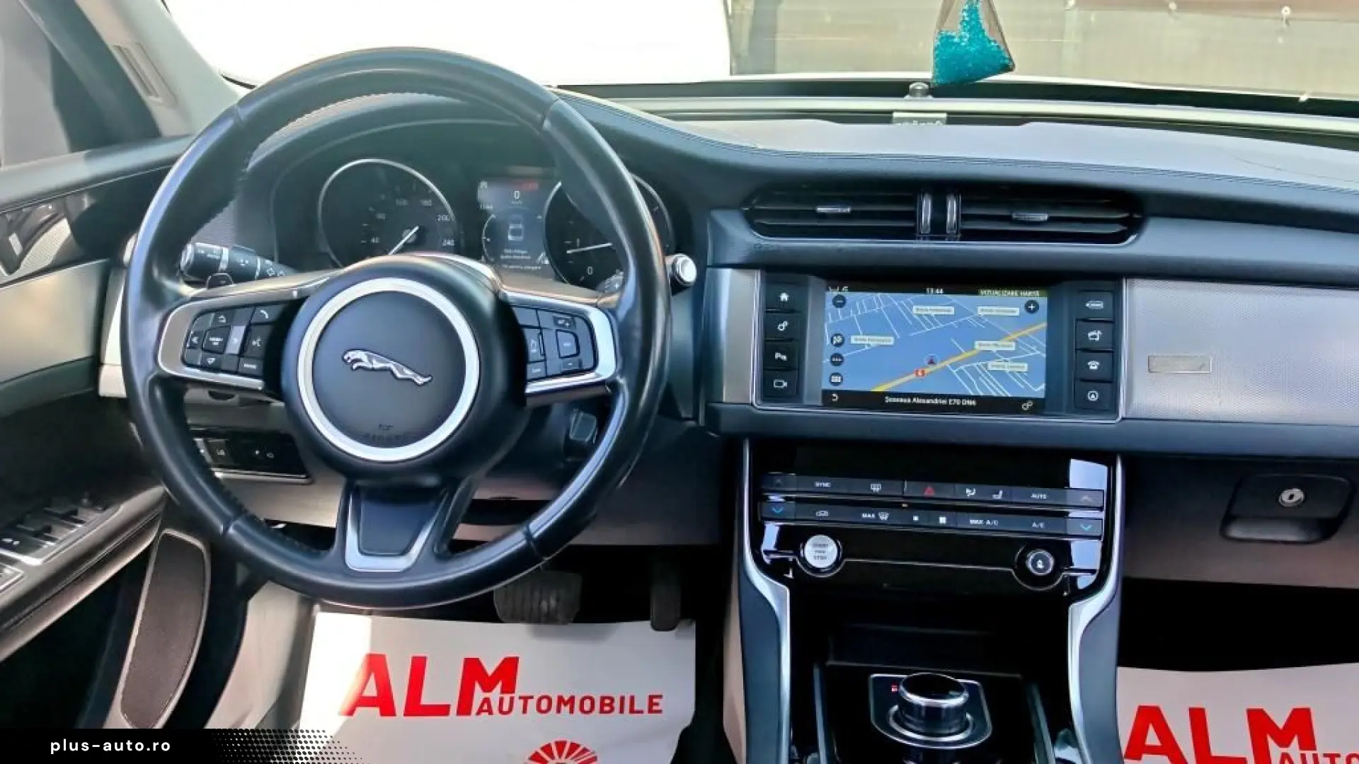 Jaguar XF 2018 Diesel Automat - Rate   Credit   Garantie