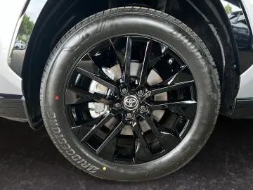 TOYOTA RAV 4 Hybrid 4x2 Style Selection  Technik  JBL