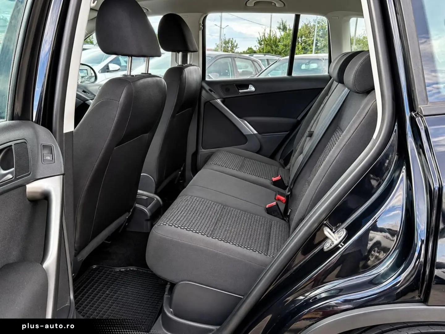 Volkswagen Tiguan 2.0TDI •Navigatie ParkAssist• 4x4