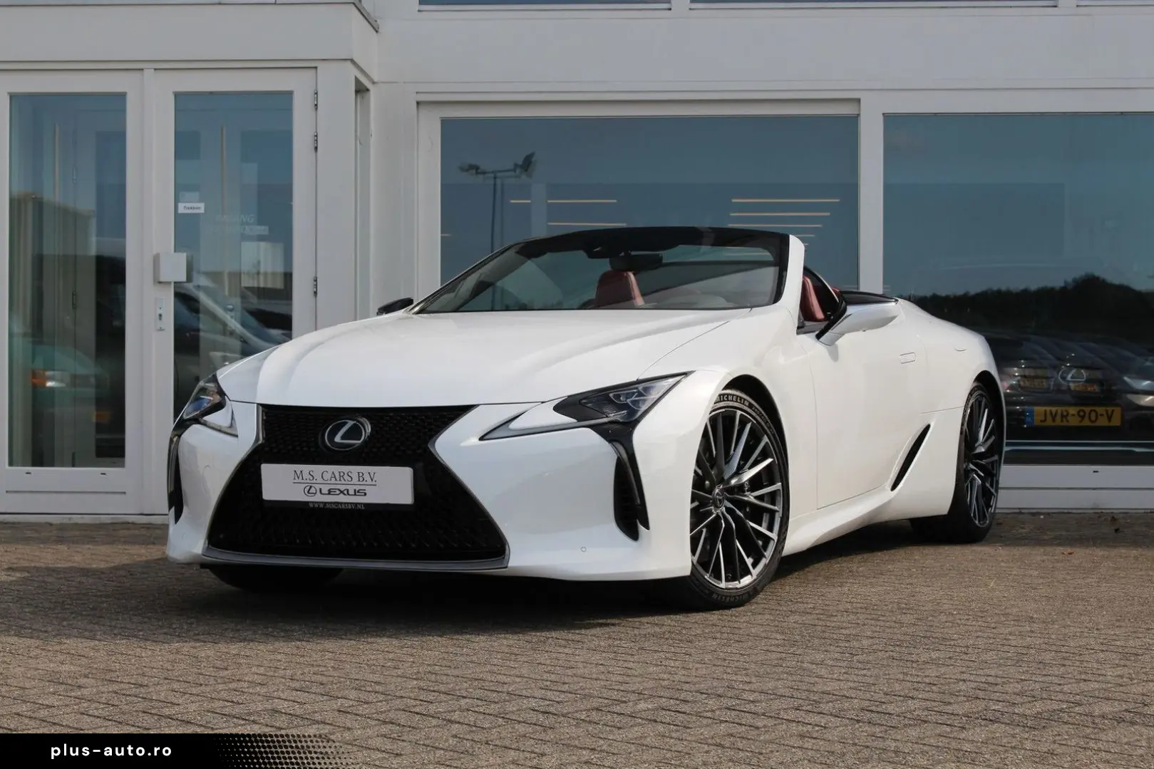 LEXUS LC 500 Convertible 5.0 V8 Bespoke Edition