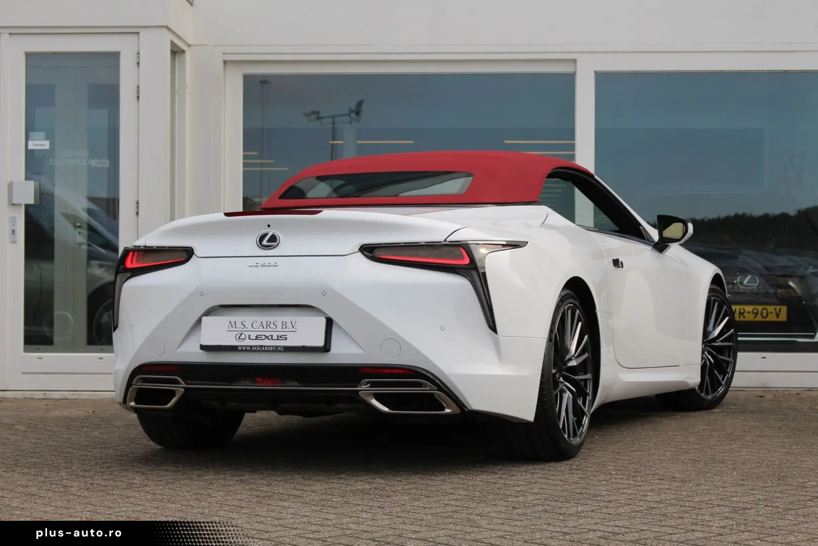 LEXUS LC 500 Convertible 5.0 V8 Bespoke Edition