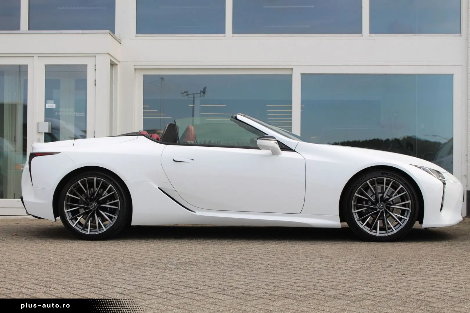 LEXUS LC 500 Convertible 5.0 V8 Bespoke Edition