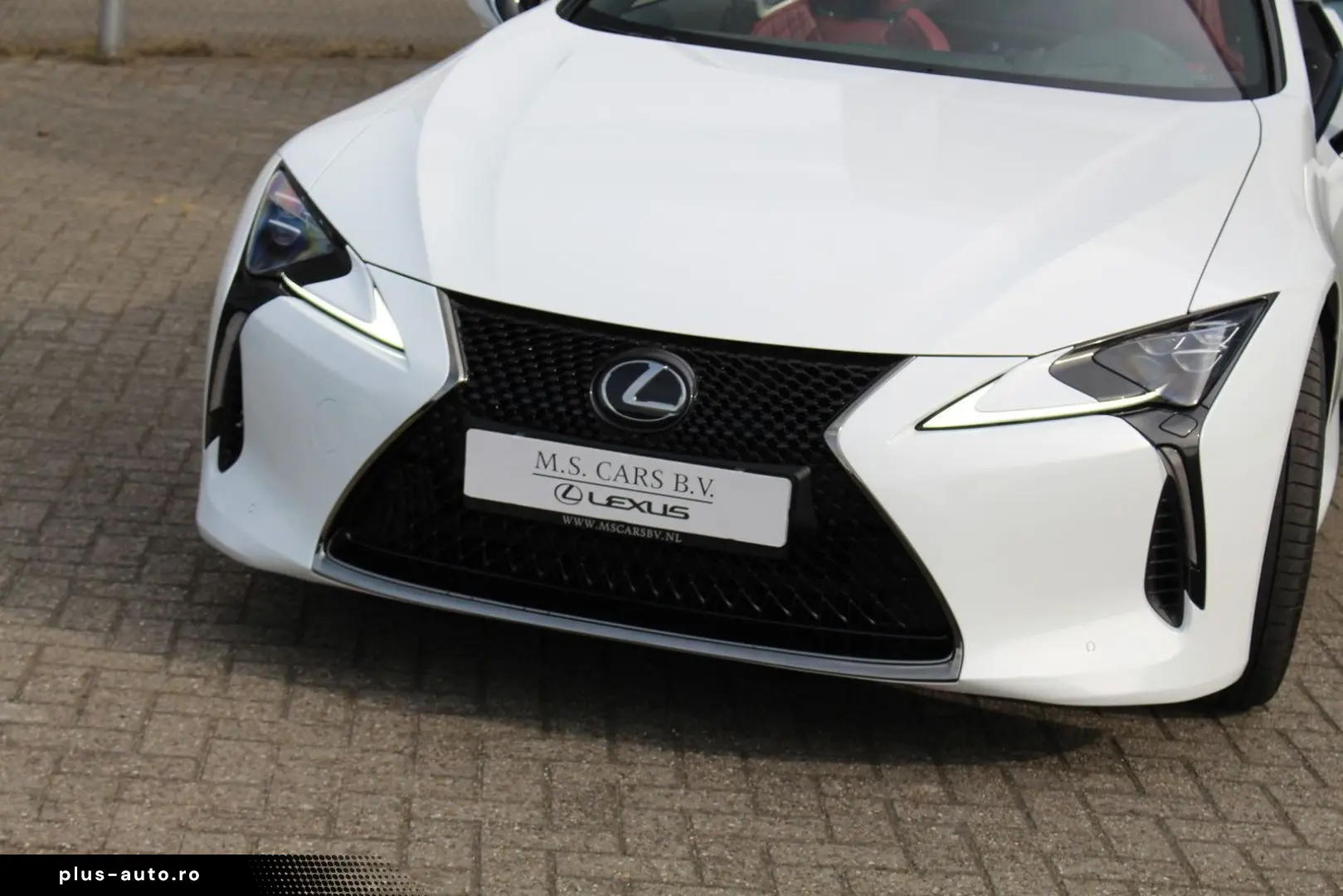 LEXUS LC 500 Convertible 5.0 V8 Bespoke Edition
