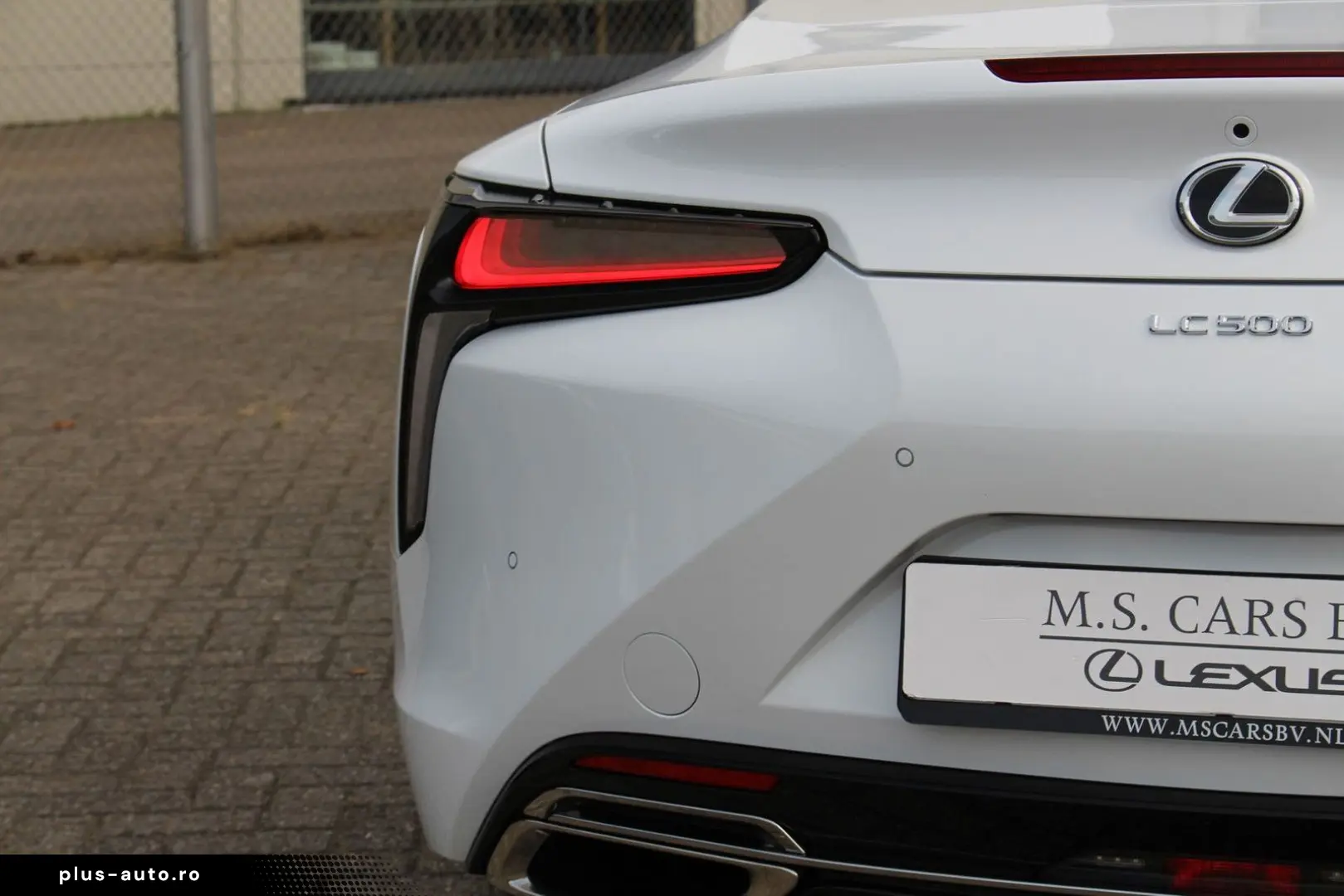 LEXUS LC 500 Convertible 5.0 V8 Bespoke Edition