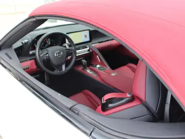 LEXUS LC 500 Convertible 5.0 V8 Bespoke Edition