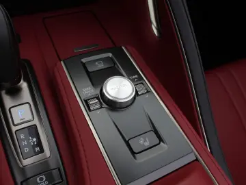 LEXUS LC 500 Convertible 5.0 V8 Bespoke Edition