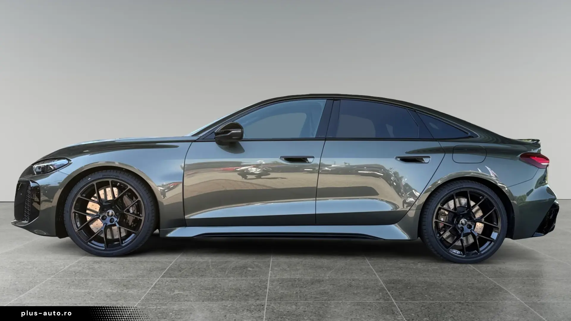 Audi RS 5  sunroof  B&O  sport seats   head-up display