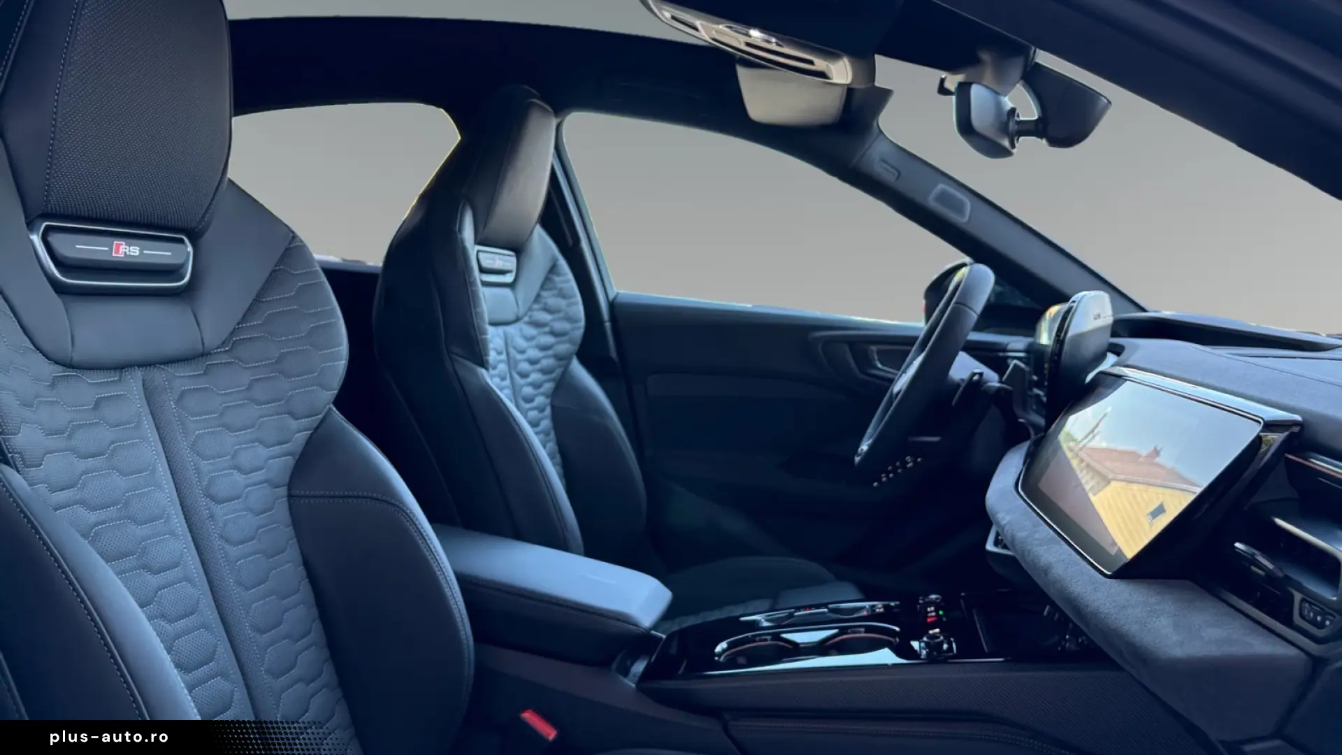 Audi RS 5  sunroof  B&O  sport seats   head-up display