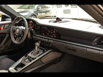 Porsche 992 .1 911 GT3 RS PDK CLUBSPORT BOSE LIFT KAM