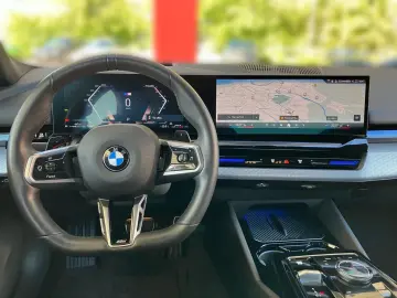 BMW 520d xDrive Limousine M Sport Pro HUD PA  DA H K