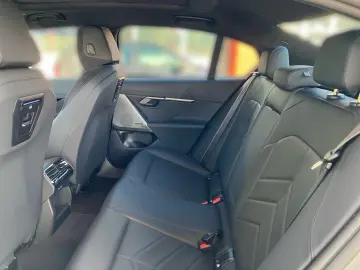 BMW 520d xDrive Limousine M Sport Pro HUD PA  DA H K