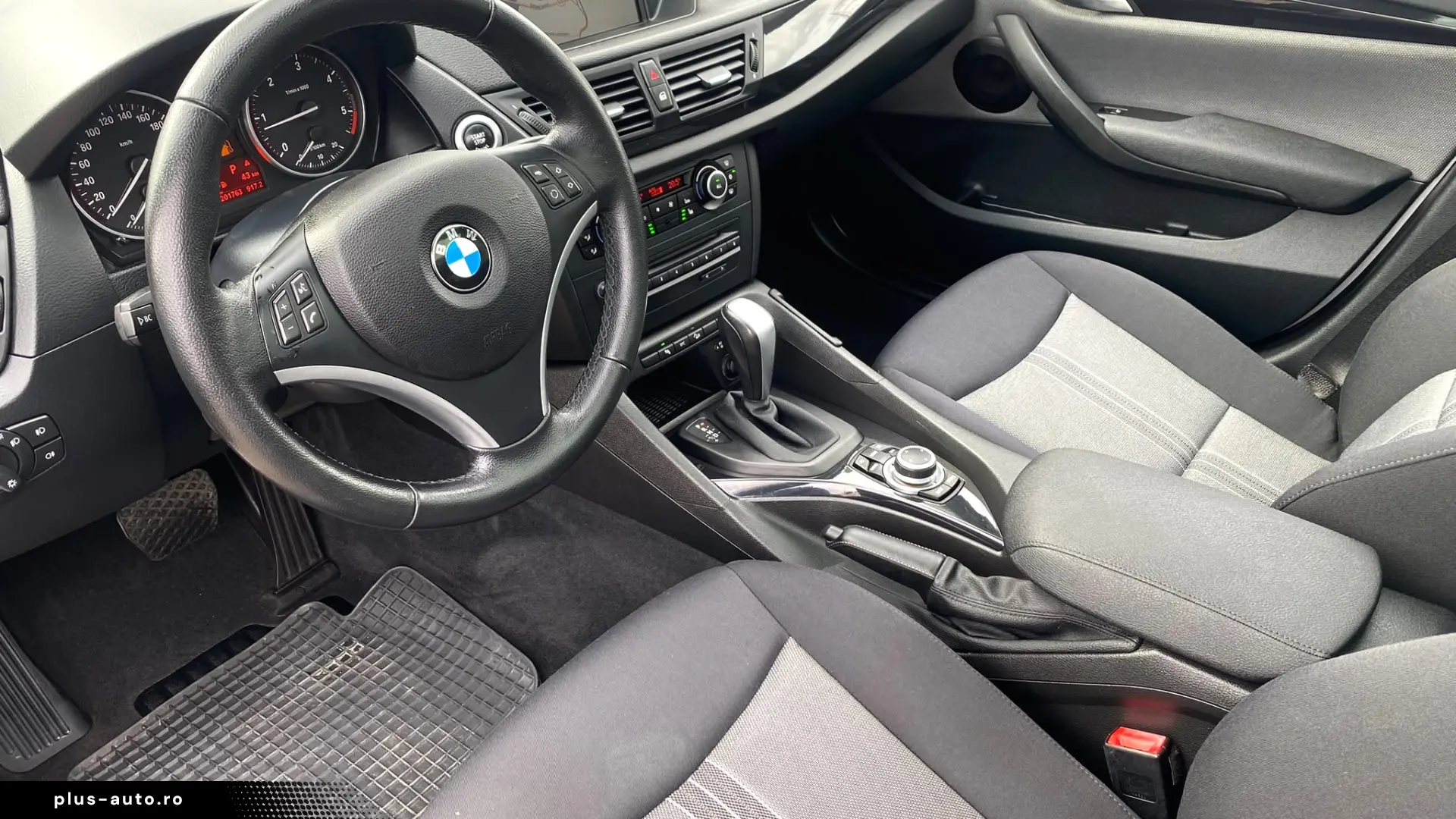BMW X1 xDrive 20d Rate fixe Avans 0