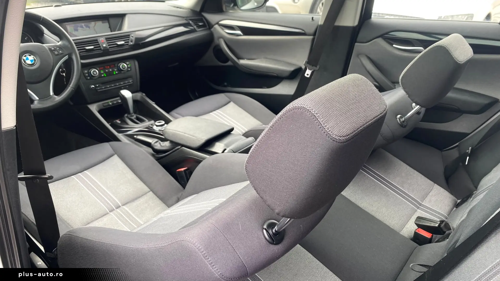 BMW X1 xDrive 20d Rate fixe Avans 0