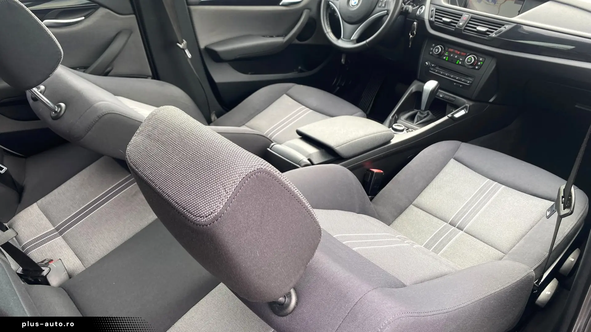 BMW X1 xDrive 20d Rate fixe Avans 0
