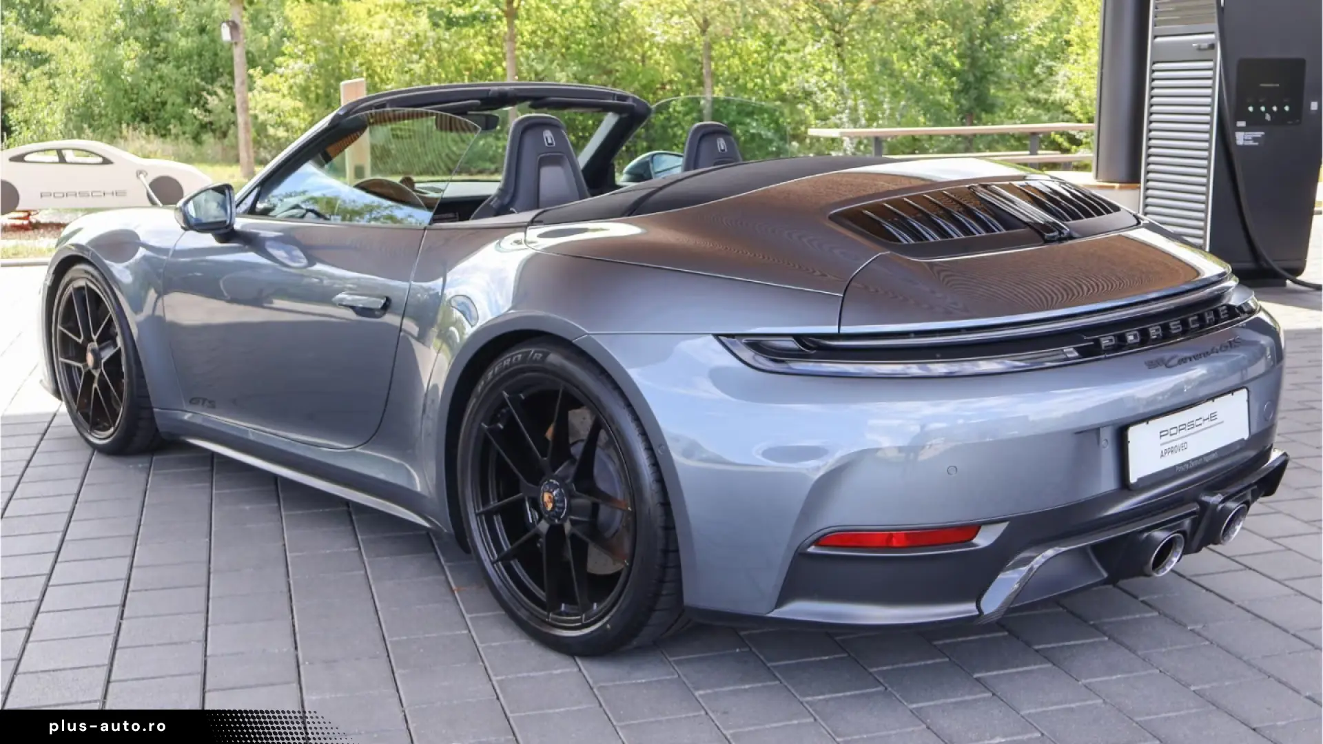 Porsche 992 Carrera 4 GTS Cabriolet Burmester LED-Matrix